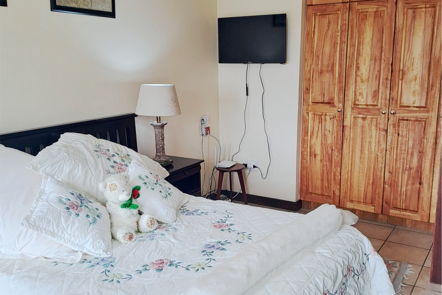 To Let 2 Bedroom Property for Rent in Cola Beach Western Cape